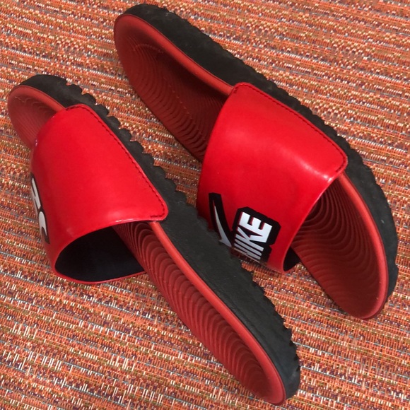 🔴Nike Kids Red Kawa Slides - Picture 5 of 6